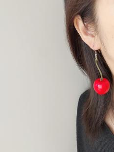 ���Ҷ��hŮ�¿�܇���ӵ���ˮ�������ɐۼtɫ��������A�o����