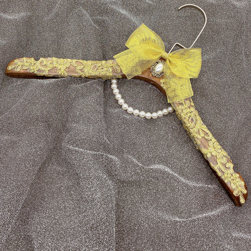 Vestido de boda de novia vestido de novia percha de madera maciza percha de boda percha de boda china retro percha de boda occidental