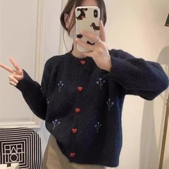 软糯刺绣毛衣外套女秋冬新款韩系宽松爱心扣圆领针织开衫减龄百搭
