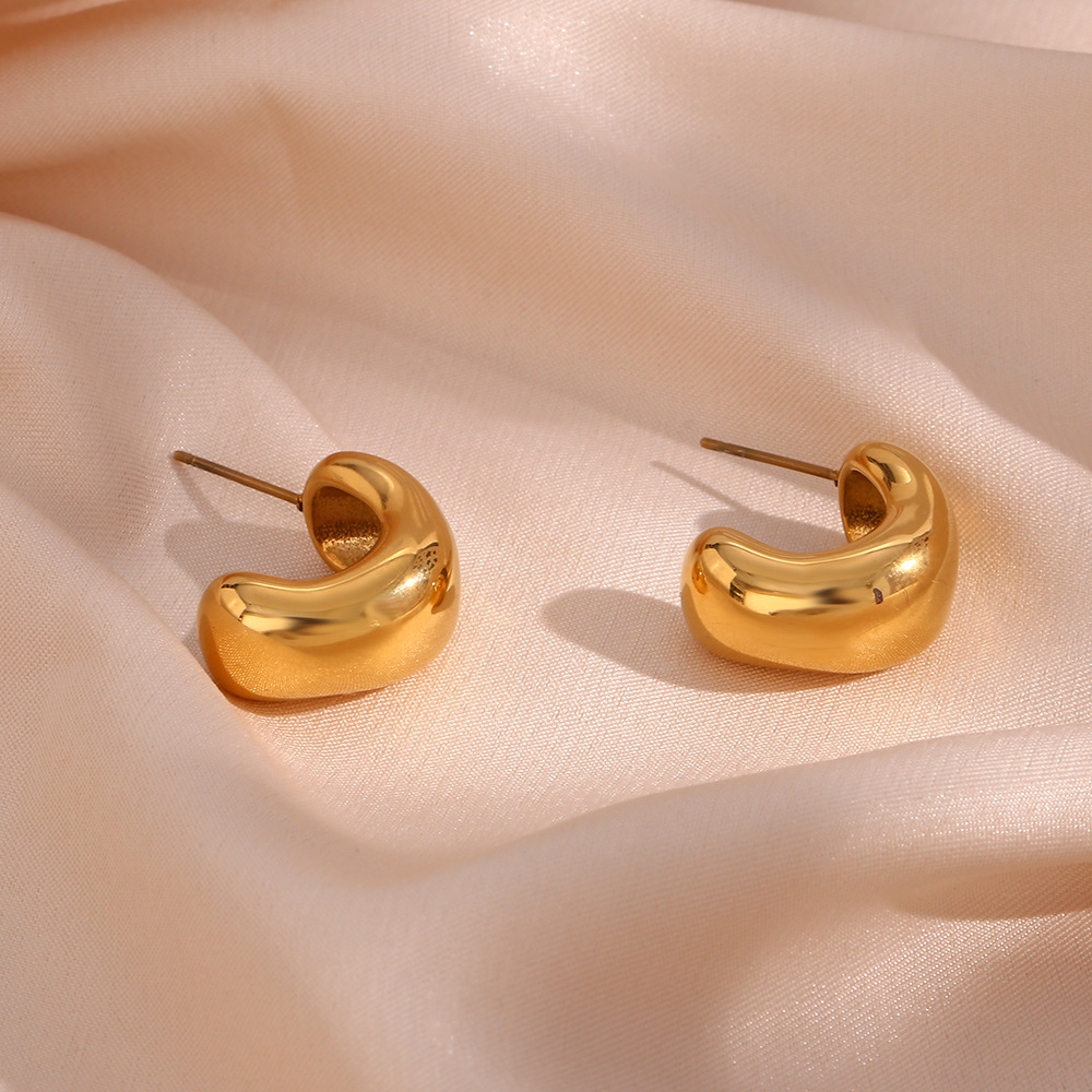 Style Vintage Forme C Placage Acier Inoxydable Plaqué Or Des Boucles D'oreilles display picture 8