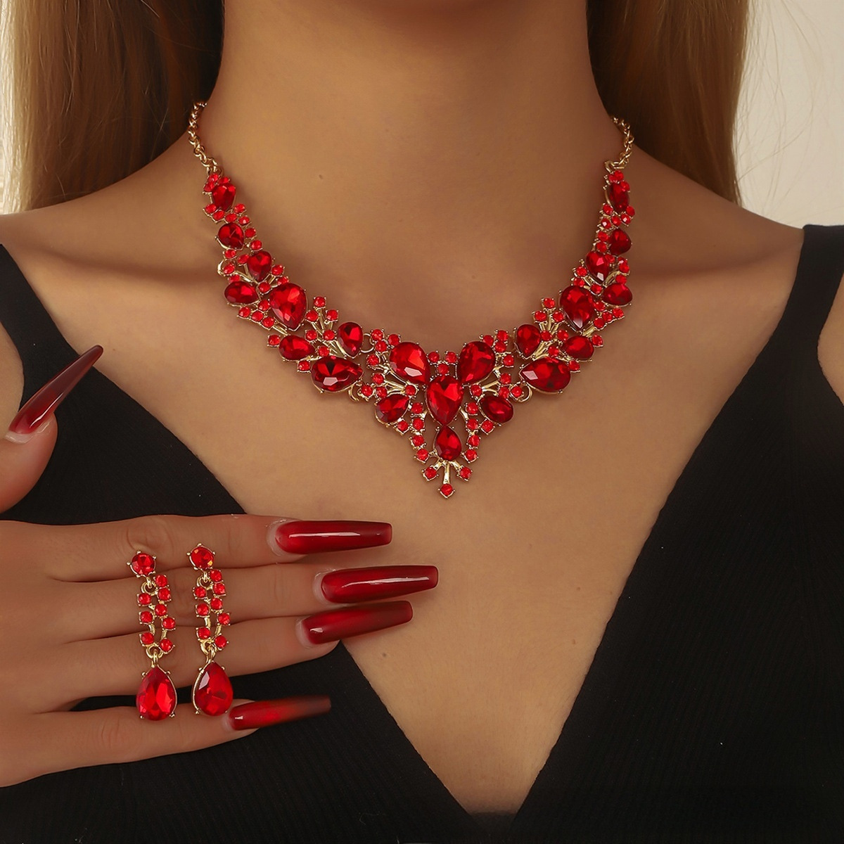 25273 gold and red two-piece set