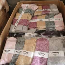 秋冬季节男女士纯色 保暖 透气 舒适 羊毛毛巾男女袜袜子批发