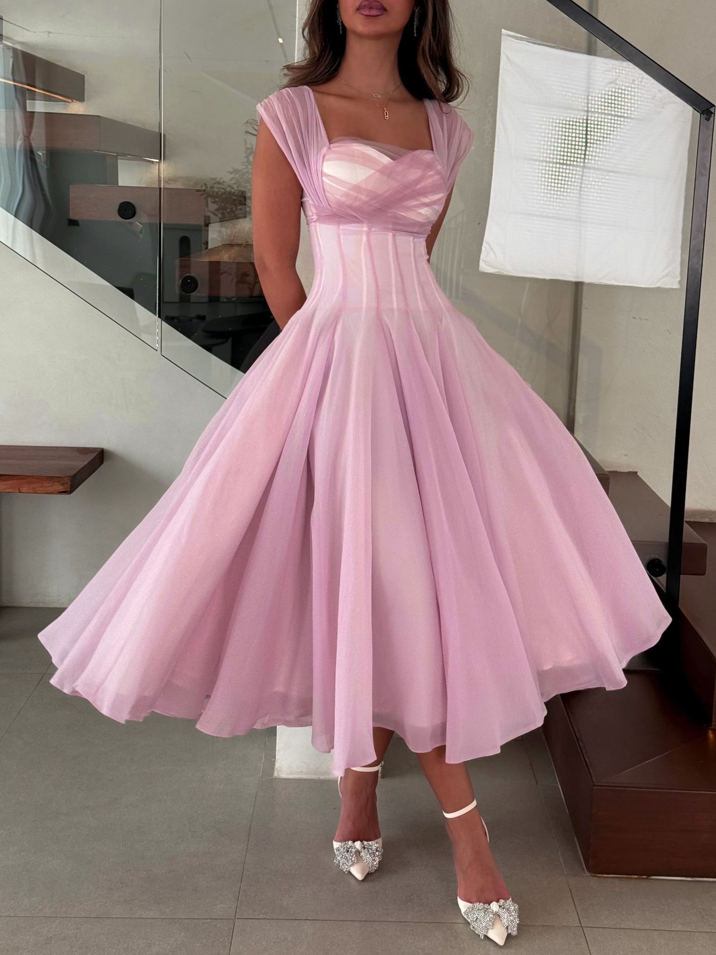 2025 nuevo estilo europeo y americano vestido de cintura grande mujer de verano francés temperamento suave vestido rosa blanco largo