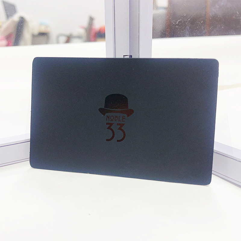 特殊金属不锈钢喷橡胶漆丝印LOGO双色电镀金银贵宾卡加厚尺寸设计