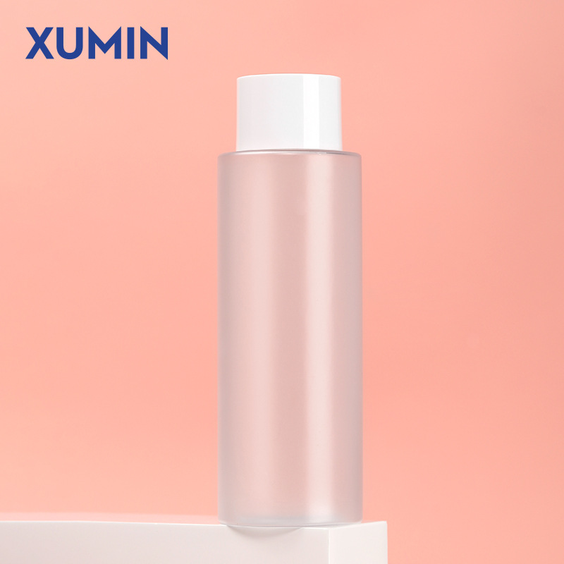 Botella de cosméticos Xumin embalaje PET esmerilado botella de cubierta blanca 300ml botella de rocío transparente plata brillante / cubierta blanca opaca limpieza