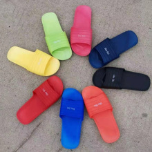 色柔软亲子居家凉拖鞋男女情侣鞋夏季地板浴室防滑洗澡塑料酒店