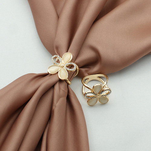 Manufacturer of high-end silk scarf button wholesale light luxury opal flower square scarf button multi-functional dual-purpose shawl button