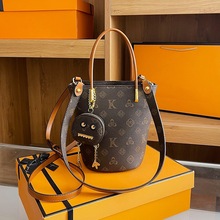 �羳����Ů2026�¿�߼���ӡ��������ٴ�r�К��|�μ�б���Ů��