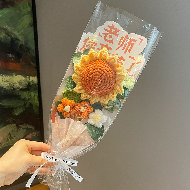 教師への感謝祭のひまわりの花束の小さなギフト、学校の始まりに実用的な教師の日の手織り花束の完成品|undefined