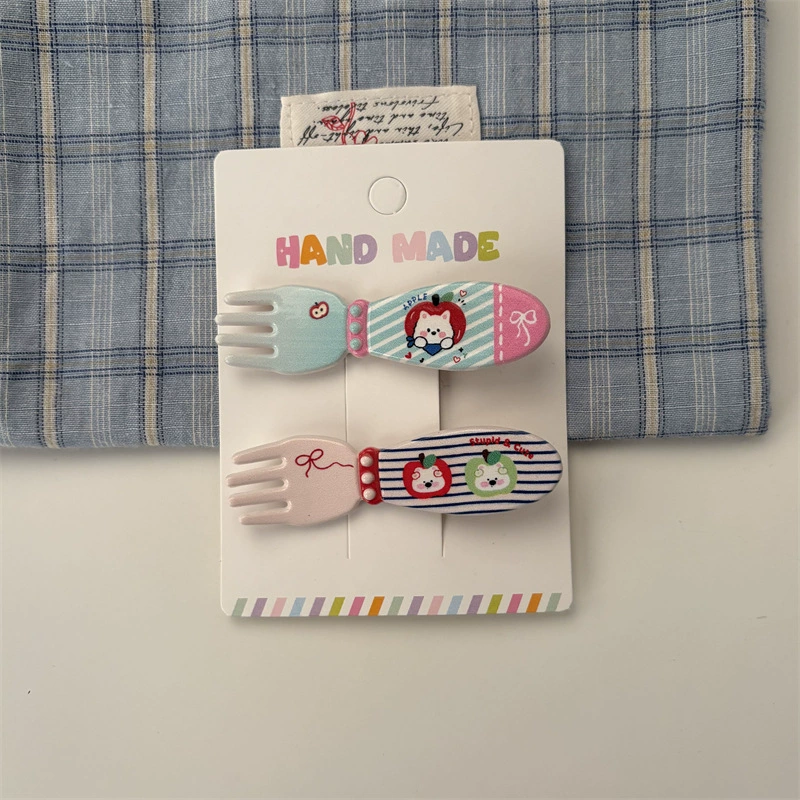 Набор заколок для волос с мультяшными зверятами, милые клипсы котенка и щенка с подвесками-вилки, 2 шт. (разные дизайны)