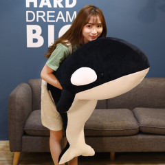 大紅黒虎鯨抱枕ぬいぐるみアニメ周辺二次元クジライルカ人形女子