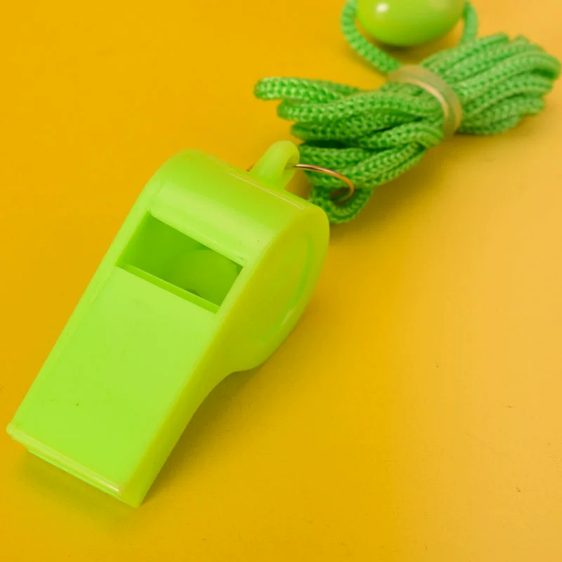小卡尼 Пр plastic свисток с верёвкой, 24 штуки