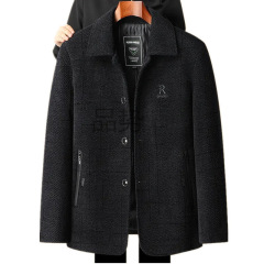 春秋の中年の紳士服のお父さんはコートの中で年配の男性のボタンのジャケットのシェニールの秋冬の上で服を着ます。