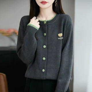 韩系秋冬穿搭针织开衫毛衣外套女26新款高级感休闲小个子外搭上衣