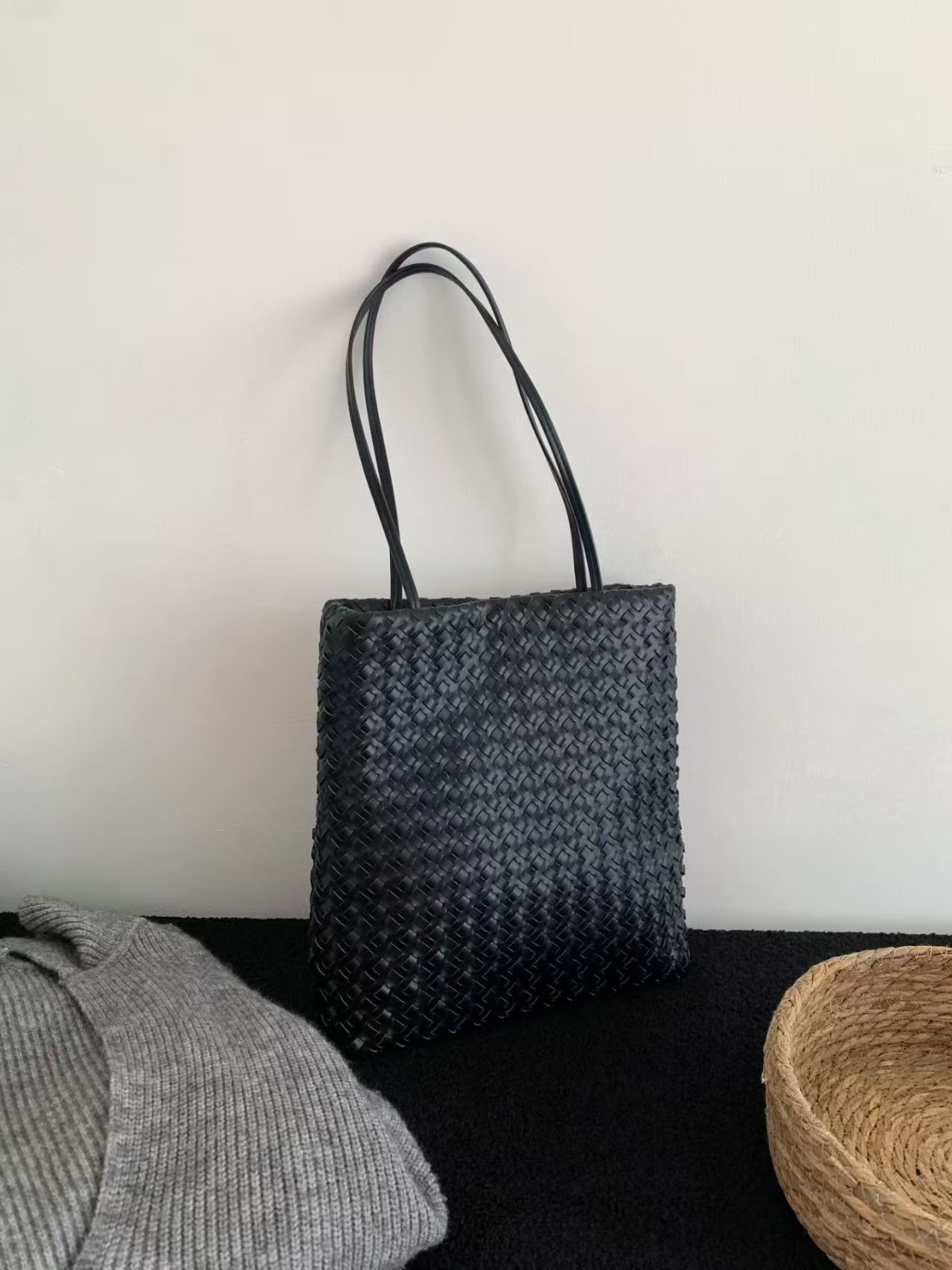 Women's Luxury Vegetable-Tanned Leather Hand-Woven Hobo Underarm Bag Soft Leather Casual Commuter Tote - Thumbnail 8