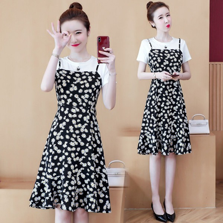 Suspender Daisy Dress 2025 Summer New French Retro Slim Fake Two-Piece Floral Dress Women's Trendy