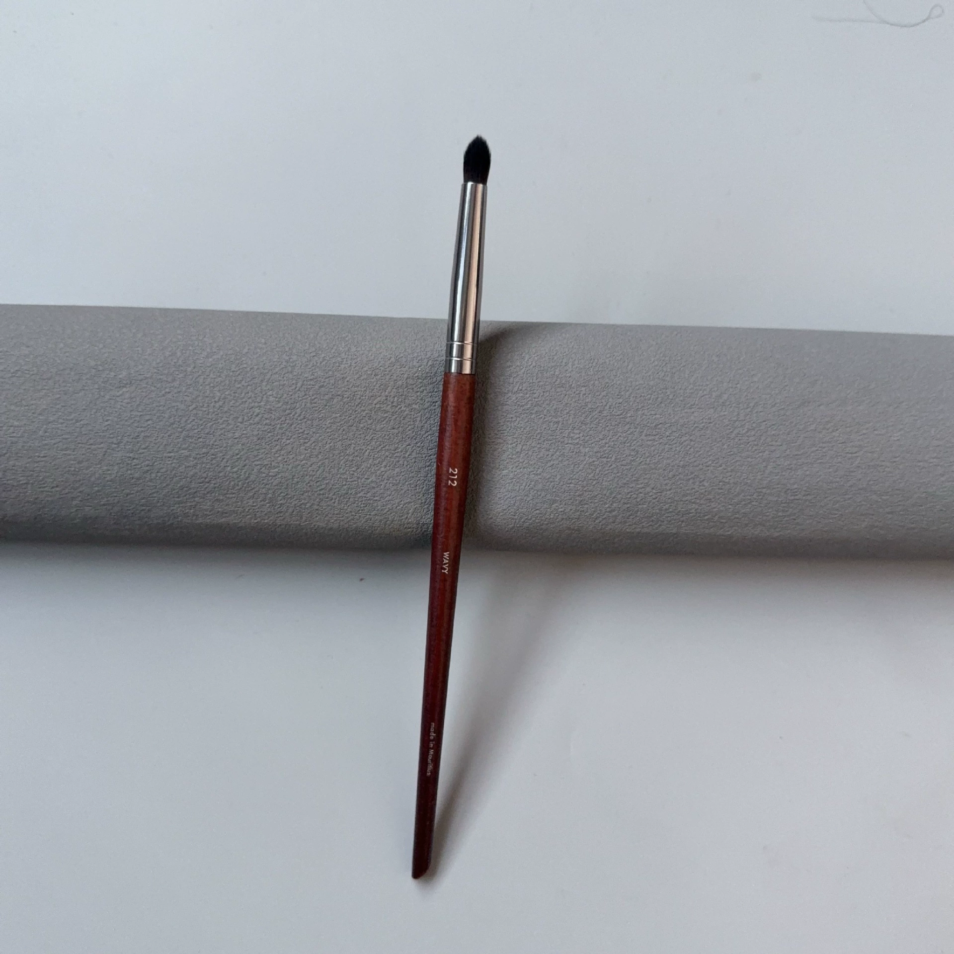 Brush, face blush, foundation, highlighter, eye pencil, full set