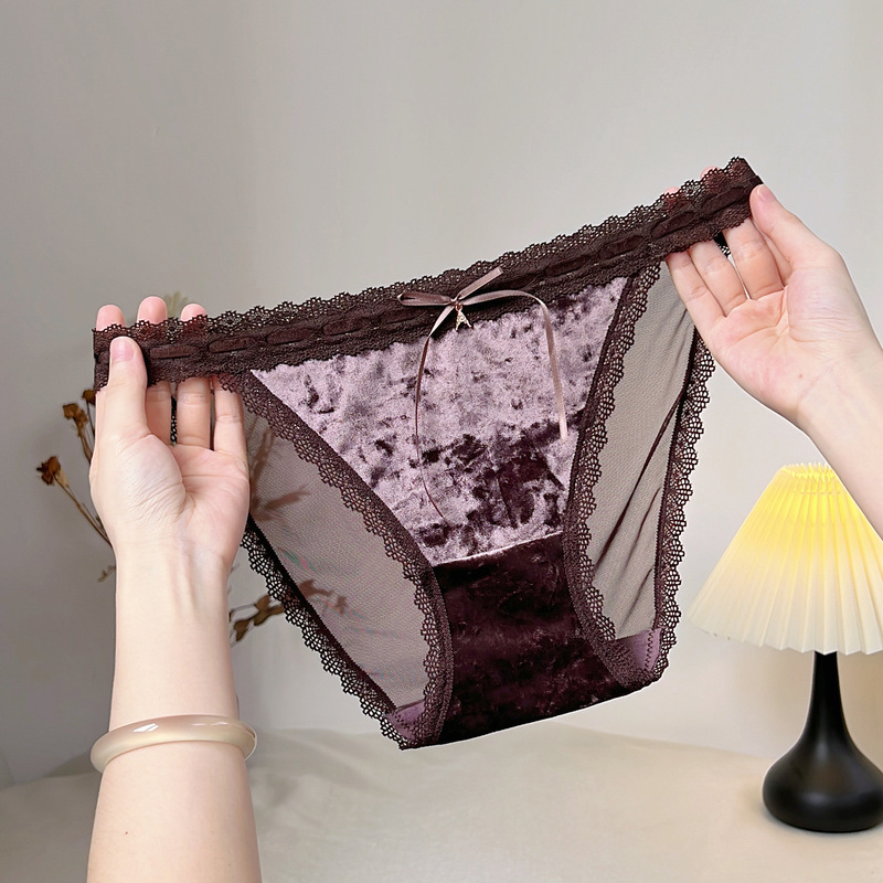Women's sexy lace mesh panties, European and American retro velvet seductive low-rise seamless hip-hugging women's briefs