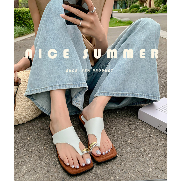Dép xỏ ngón nữ họa tiết da báo retro khóa kim loại đế bệt — màu be, in da báo, đen, bạc chi tiết 14
