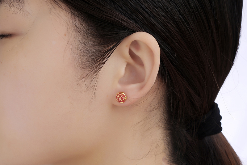 Retro Rose Flower Titanium Steel Stud Earrings Single display picture 2