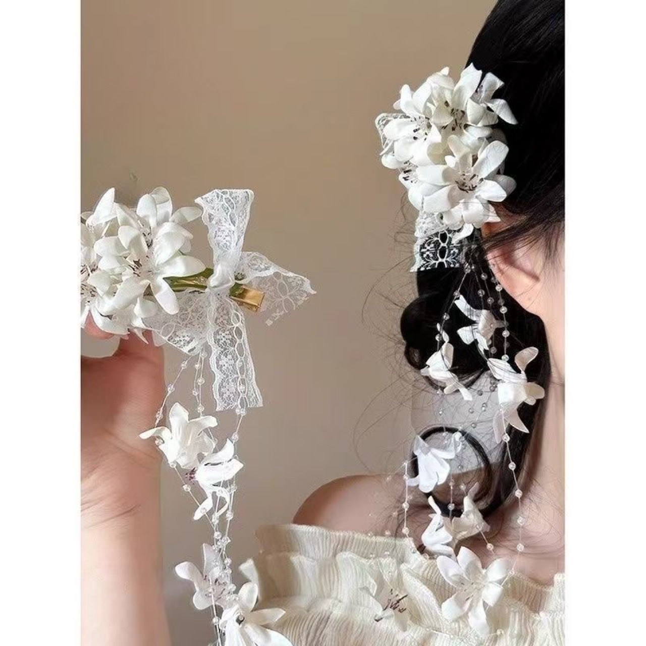 New Chinese-Style Fairy-Like Artificial Lily of the Valley Flower Tassel Side Clip, Fresh and Sweet Seaside Photo Shoot Hairpin, Women's Hair Accessory
