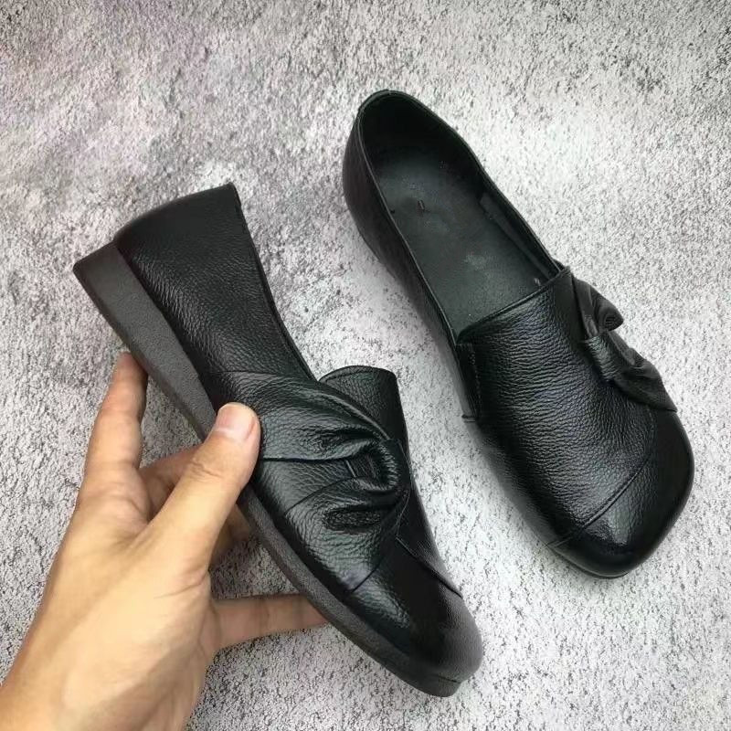 검은색