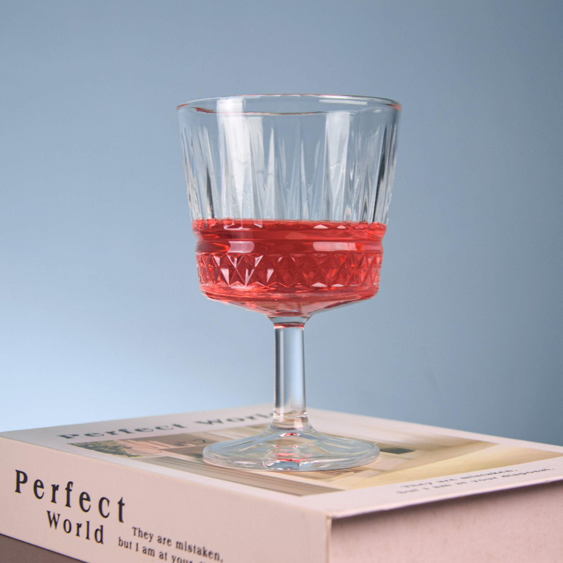 텍스트 키 큰 유리 인터넷 연예인 창조적 인 식기 맞춤형 주스 음료 스타 다이아몬드 잉크 스타일 유리