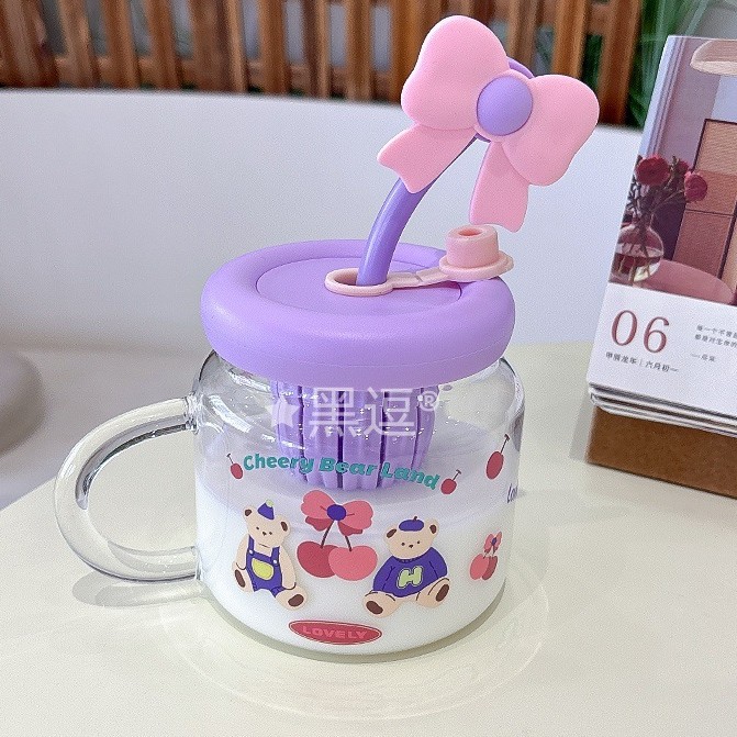 Taza de agua de vidrio resistente a altas temperaturas para niñas, flores lindas de alto valor, corazón de niña, taza de separación de té de oficina