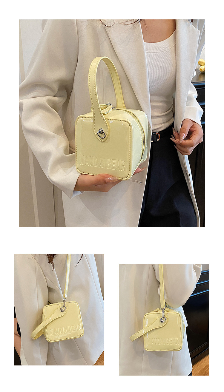 A new trendy and stylish handbag for women in 2025, featuring a red single-shoulder crossbody small square bag undefined