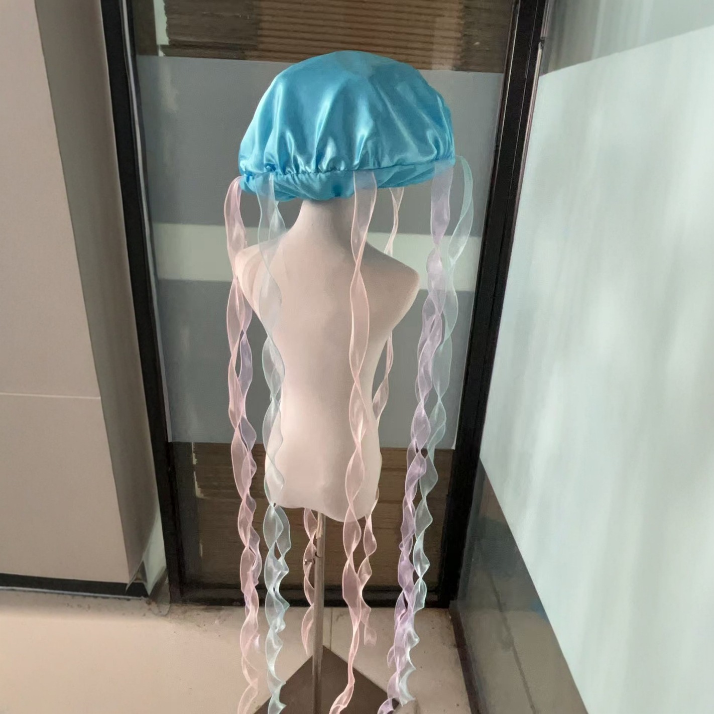 Street Stall Jellyfish Lantern Hanging Decoration Girl's Room Hanging Decoration Portable Lantern Xiaohongshu Same Style Toys Wholesale