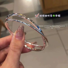 戒指;耳钉;手镯