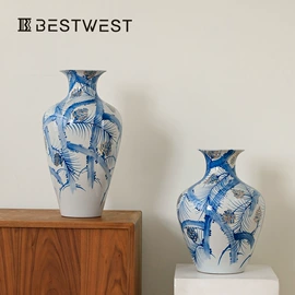 装饰花瓶;仿真花;树脂工艺品