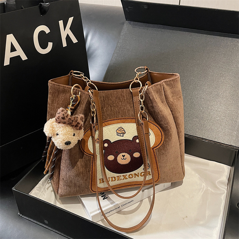 New Cartoon Brown Bear Shoulder Bag, Casual and Versatile, Stylish Tote Bag for College Students