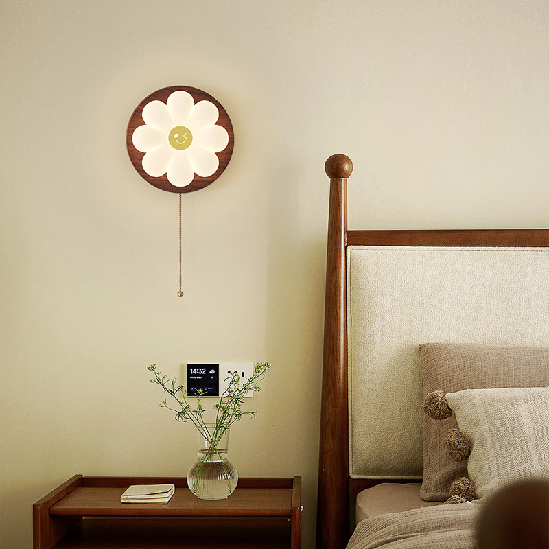 Lámpara de pared de dormitorio medieval, sentido de la atmósfera de la pequeña margarita, decoración de la sala de estar, color de nogal, flor, cremallera, protección ocular, luz de pared de fondo
