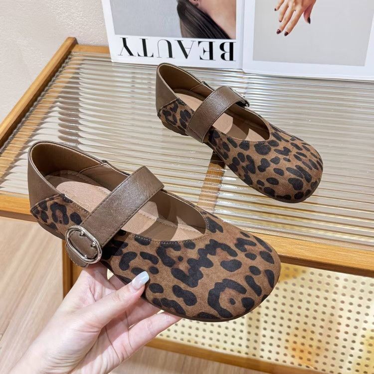 Design universal retro Mary Jane shoes flat, soft sole, can be worn in two ways, suitable for spring and autumn, leopard print