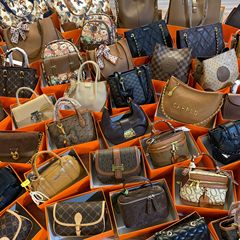 ギフトボックスの新型女性カバン卸売りクロスボーダー生放送外国貿易女性手提げショルダーバッグ