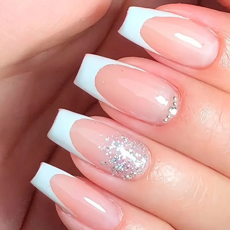 El secador rápido de uñas transfronterizo acelera el secado y mejora el brillo de la tienda de uñas para productos de cuidado de uñas en stock.