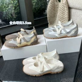女式休闲单鞋;女式皮靴;女式运动单鞋