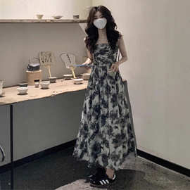 超美小裙海边度假连衣裙茶歇法式本季热门优雅碎花吊带裙子夏季女