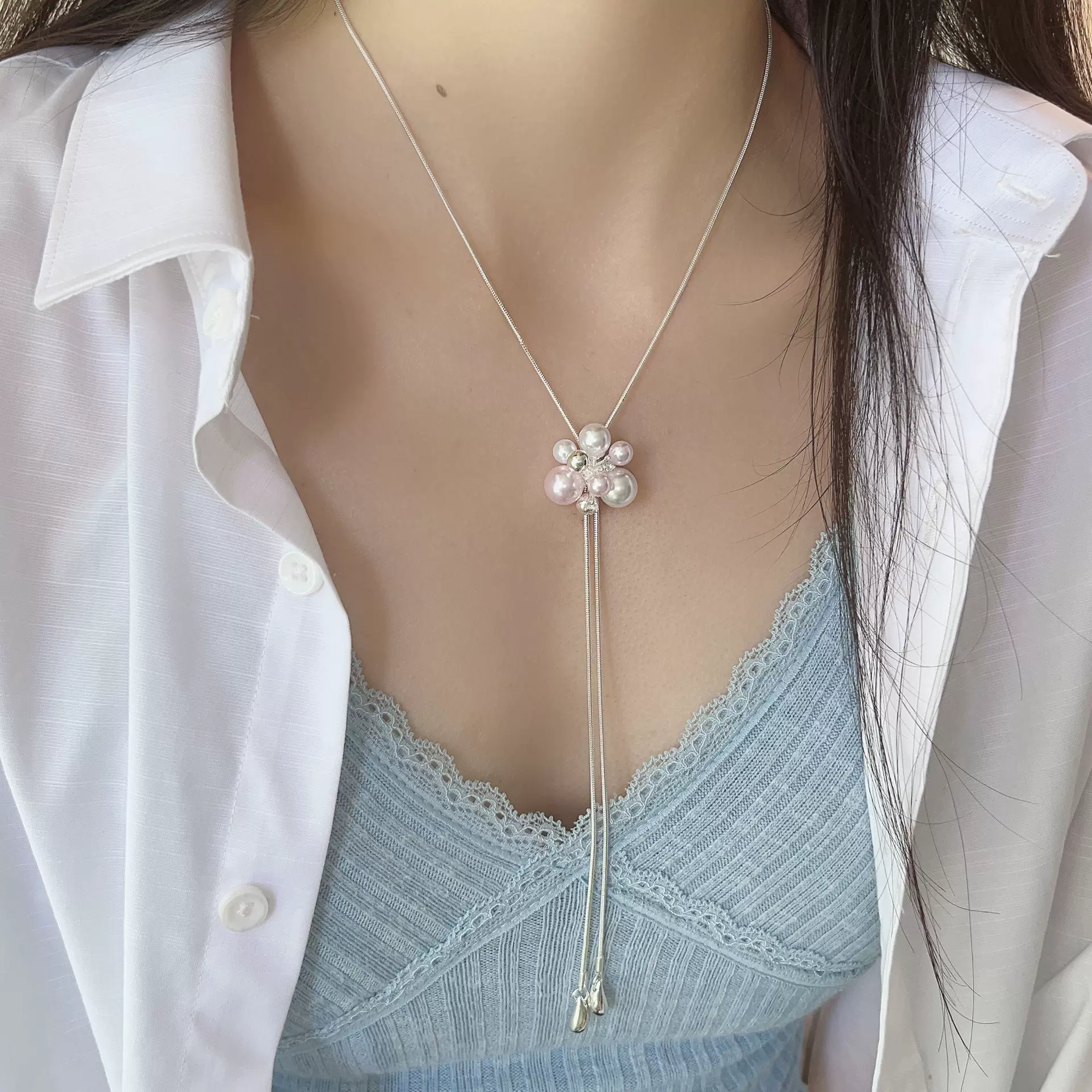 高级感珍珠项链 爆炸球白色珍珠花朵抽拉调节流苏长项链 同款耳环