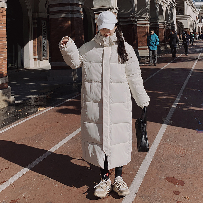 Invierno de 2025 nueva pareja negra larga a pie desnudo algodón chaqueta de la ópera china de la escuela de algodón