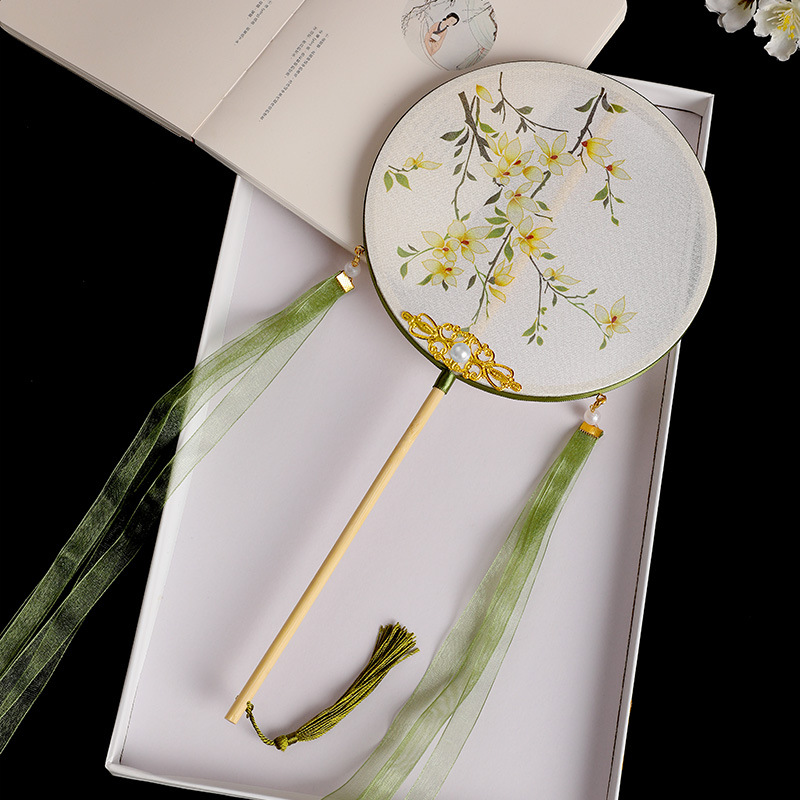 Nuevo ventilador de palacio chino, ventilador de grupo especial de danza, ventilador de estilo chino, ventilador de ropa Han, falda de caballo para niños, cheongsam, ventilador redondo de cinta para mujeres