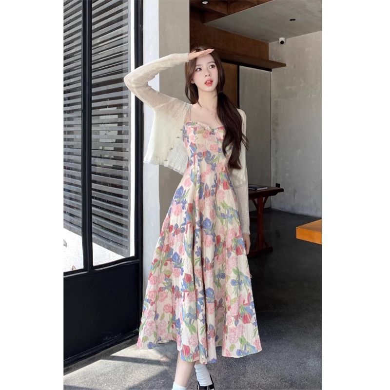 茶歇法式绝美碎花吊带连衣裙女2025早春夏季气质高级感收腰长裙子