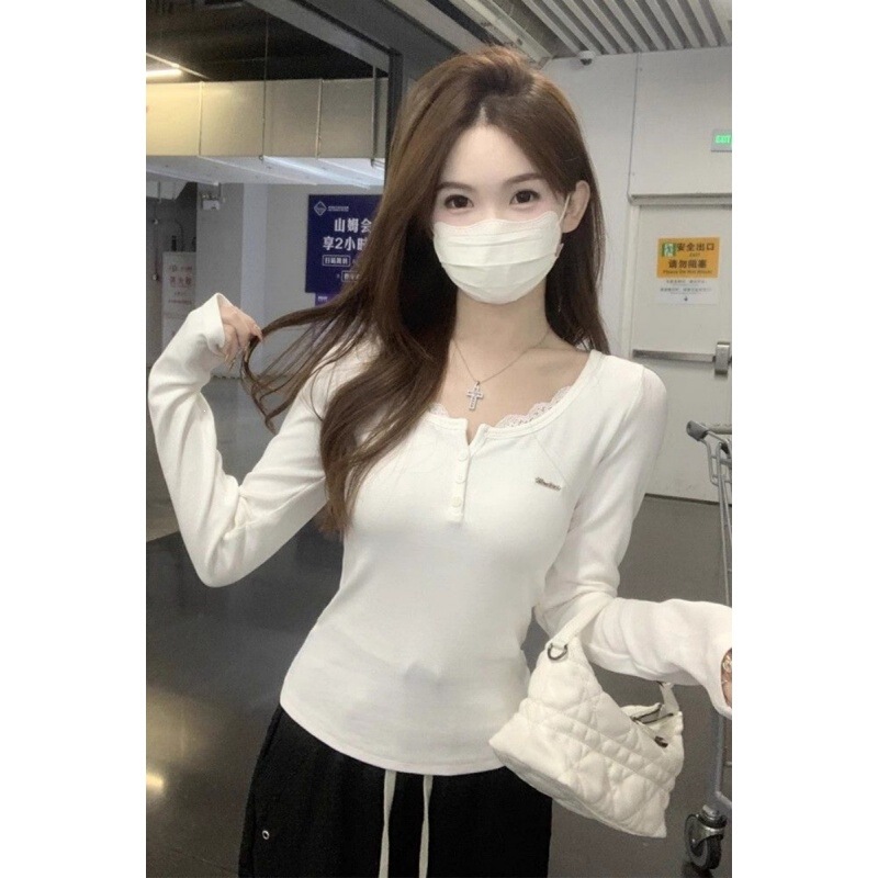 Embroidery [40-Count Cotton 1*1] Faux Two-Piece Long-Sleeve Base Shirt with a Spring and Autumn Design, Slim Fit with Lace Accents