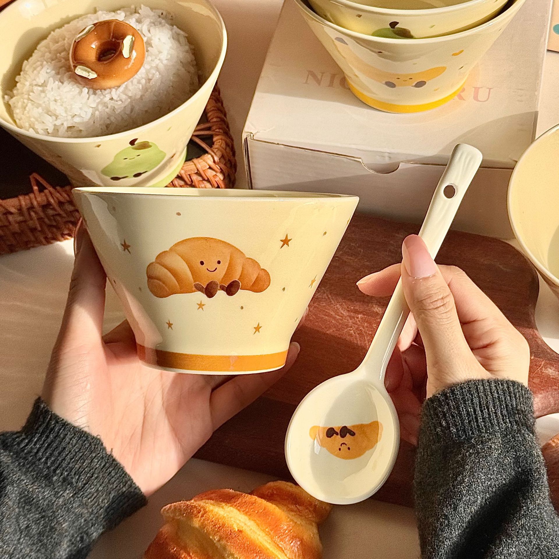 [Croissant] 5-inch bamboo hat bowl + exclusive spoon