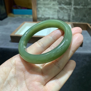 Jin Yutang Xinjiang Hotan Jade Lake Water Green Bracelet Ice Ice Moisturizing Color Rich Her Softness and Love in Sleeve