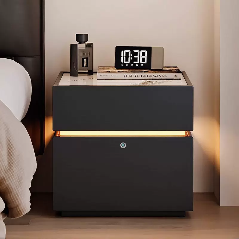 实木床头柜家用卧室2025爆款小型床头置物架中古风智能床边收纳柜