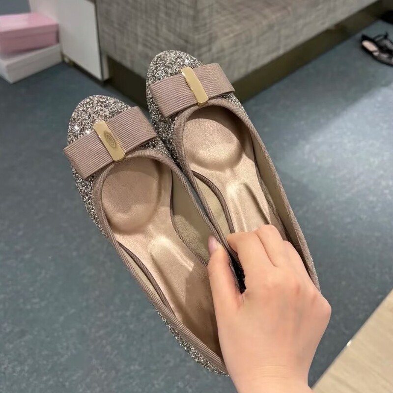 Diana's Same Style Bowknot Sequin Mary Jane Shoes 2026 Spring and Autumn New Shallow Round-Toe Women's Flat Shoes