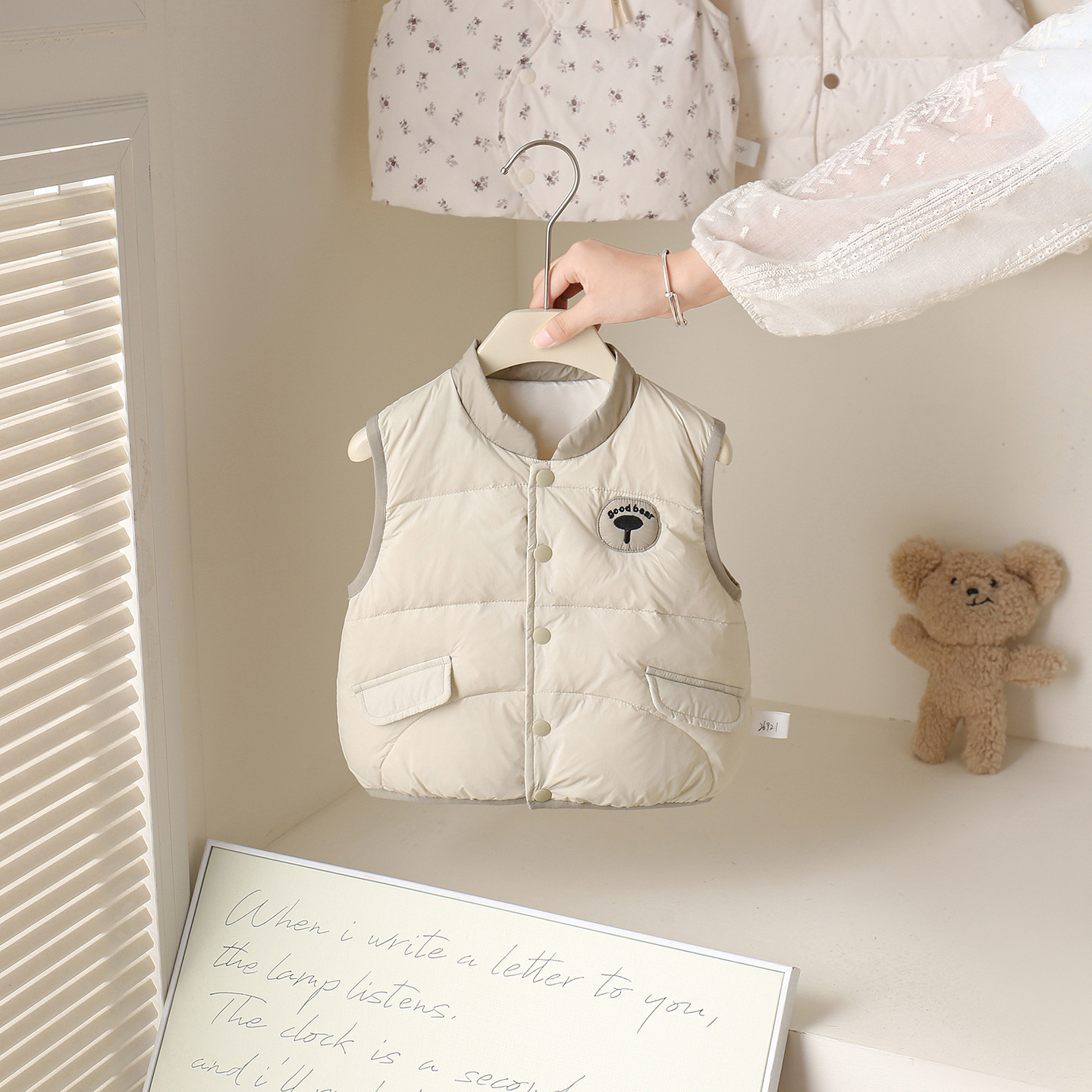 2026 New Lightweight Children's Down Jacket, Baby Autumn and Winter Down Vest, Stylish and Fashionable Down Vest for Toddlers
