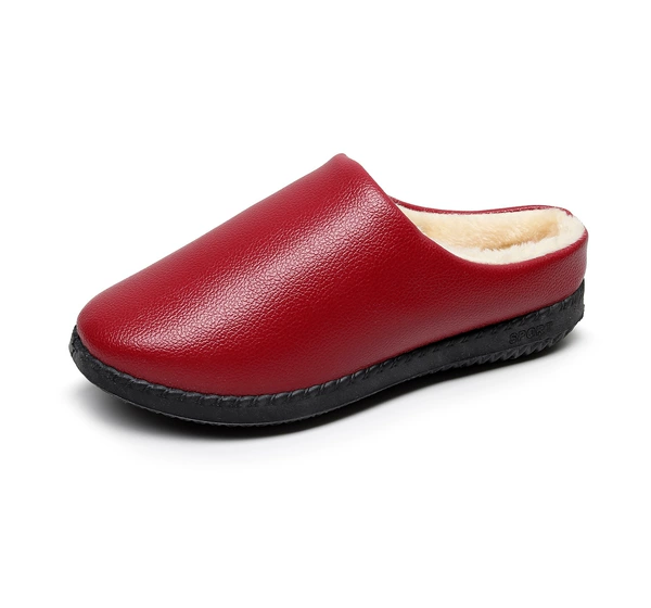 Half -dragging red in the leather surface